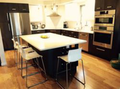 Black-and-white kitchen with dining island